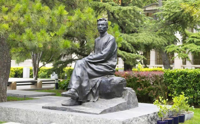 古代人物銅雕塑