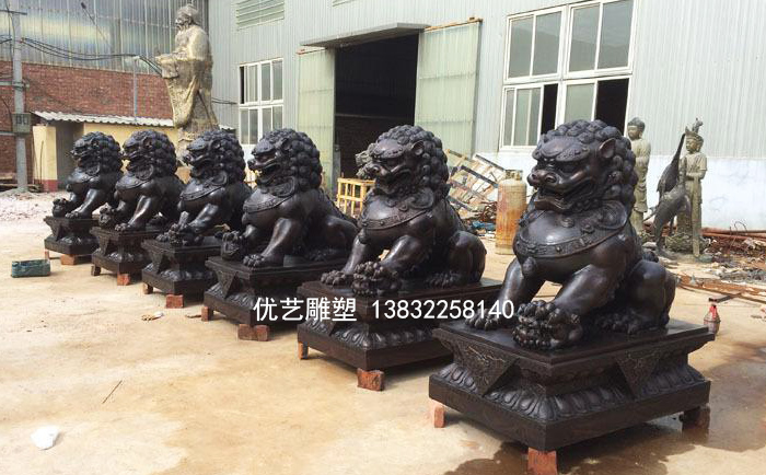 銅獅子雕塑