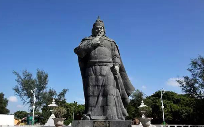 古代人物銅雕塑