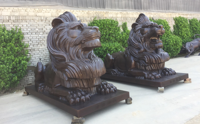 銅獅子雕塑