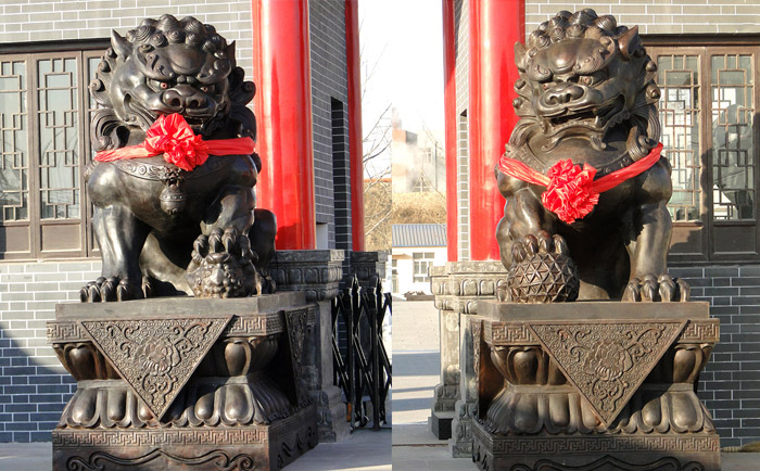 銅獅子雕塑