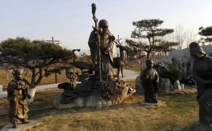 銅鹿雕塑