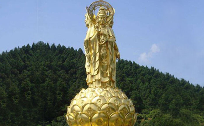 銅觀音雕像
