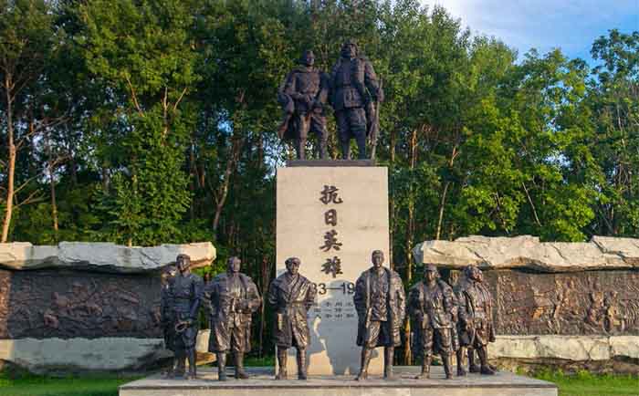 革命主題雕塑