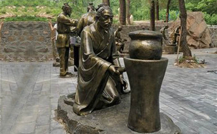 古代制藥雕塑
